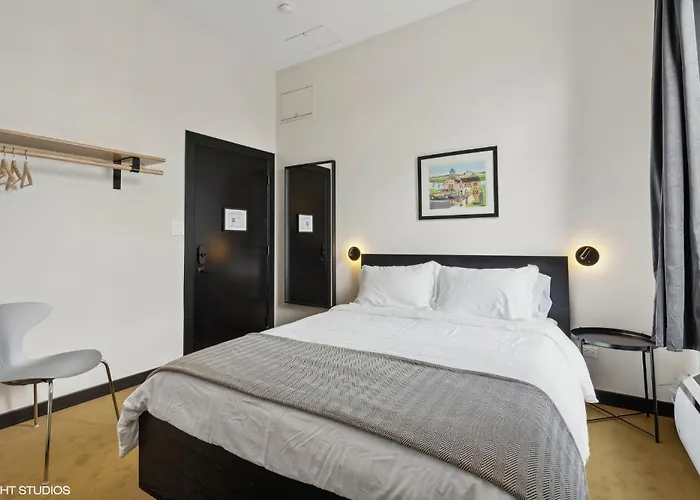 Logan Inn Отель Чикаго